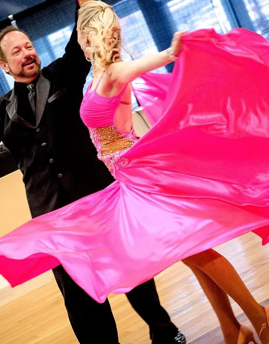 Live2Dance - Ballroom Dancing Lessons Picture 8