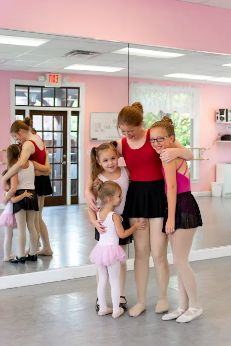 Dance In Bloom Picture 8