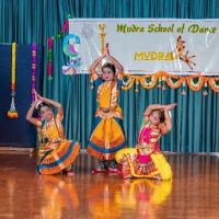 Mudra School of Dance ico
