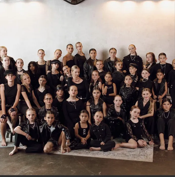 Studio 1:16 Picture 7