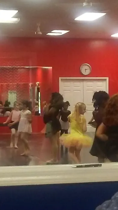 Dance Works Picture 8