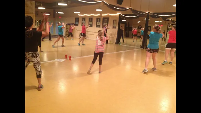 SoZo Dance Academy Picture 10