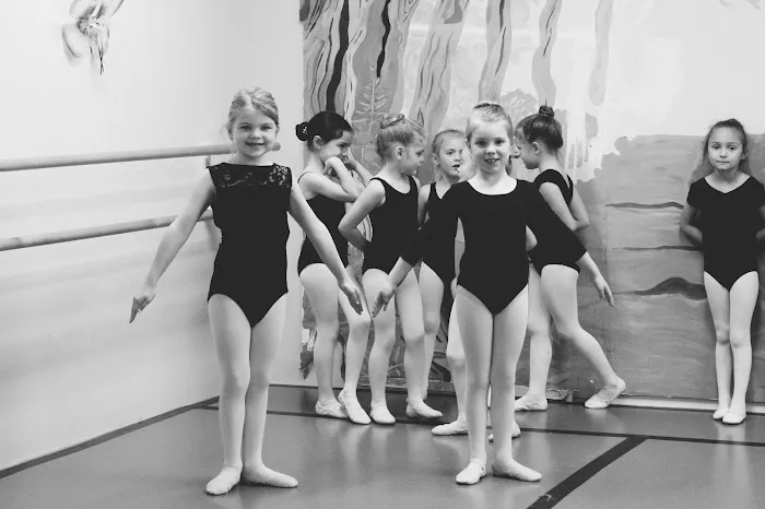 Shining Starz Dance Studio Picture 9