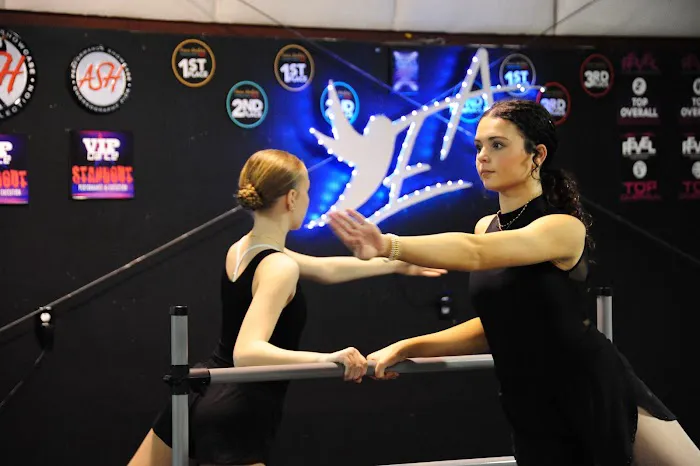 Ellen Alvin Dance Exchange Picture 9