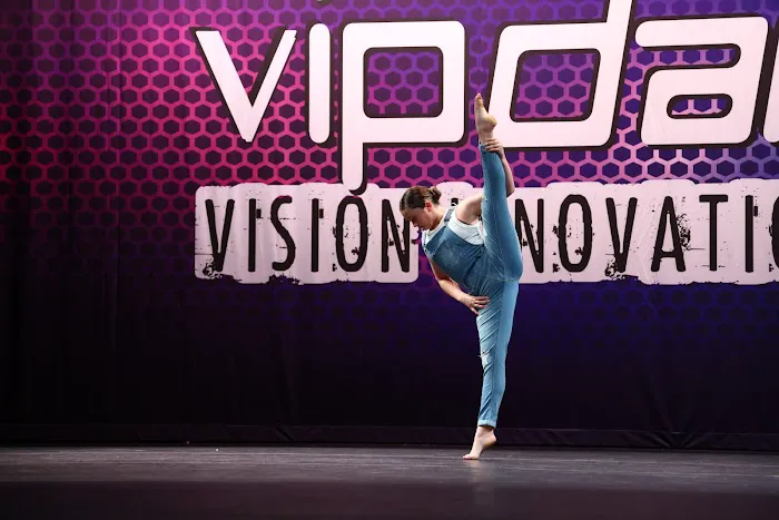 Ellen Alvin Dance Exchange Picture 8