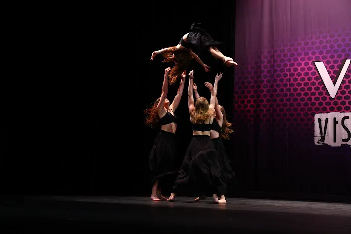 Ellen Alvin Dance Exchange Picture 3