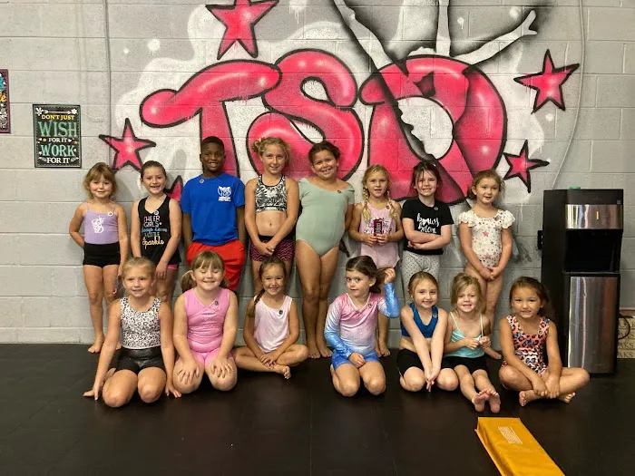 Tammy's School of Dance Picture 4