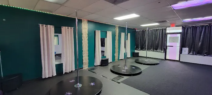 The Jade Vine Pole Fitness Picture 2