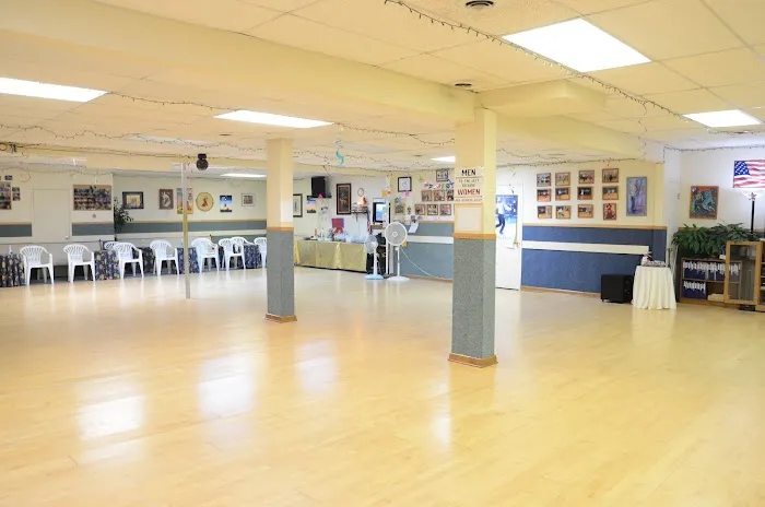 Kinesthetic Cue Dance Club Picture 2