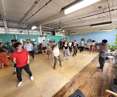 Saturn Jive Dance Space