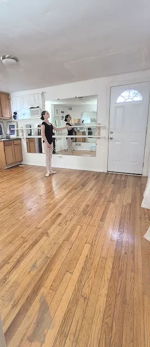 Gillian Johnson Dance Academy Picture 6