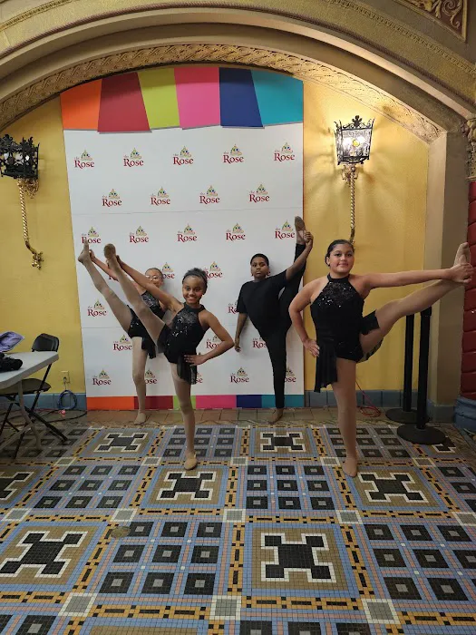Aunt Phyllis' Legacy Dance Studio Picture 5