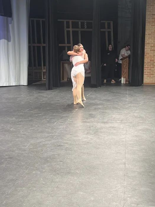 On Pointe Dance Centre Picture 8