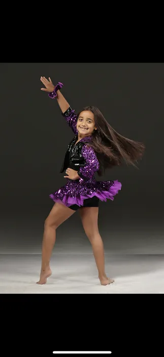 Pivot Dance Center Picture 2