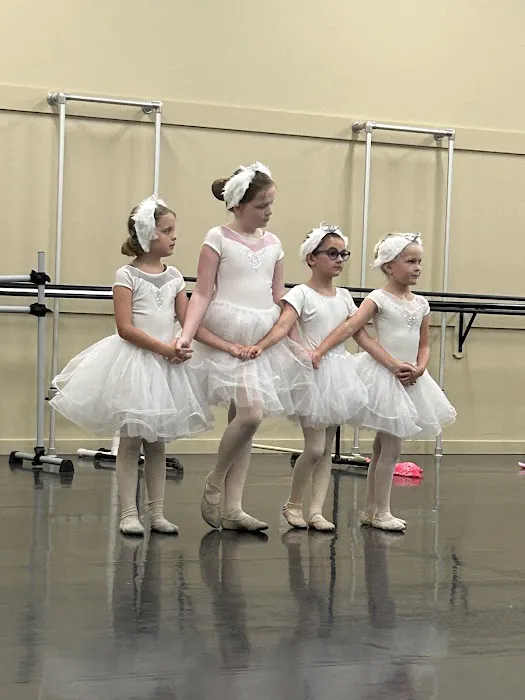 Heartland Conservatory of Dance Picture 3