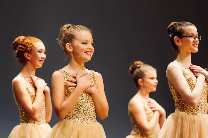 Bloom Dance Studio - Blondo Picture 8