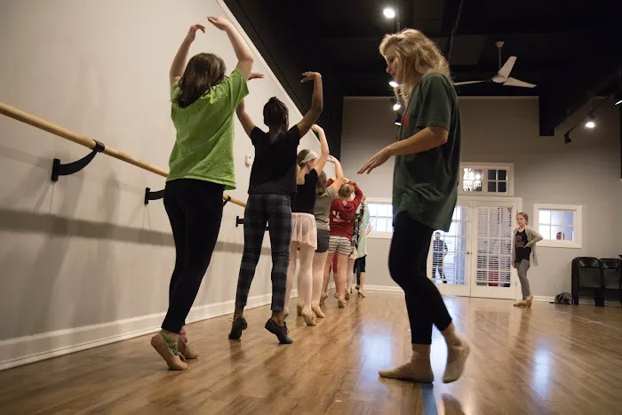 Bloom Dance Studio - Blondo Picture 9