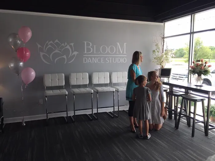 Bloom Dance Studio - Blondo Picture 2