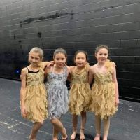 Center Stage Dance Company ico