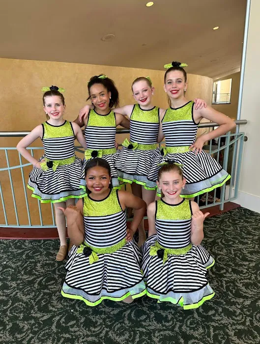 Center Stage Dance Company Picture 9