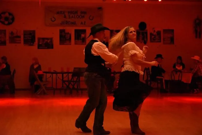 martin smith dancing school Picture 5