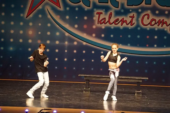 Kelli's Dance Explosion Picture 1