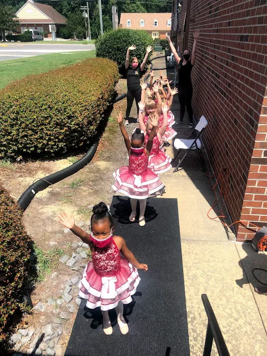 Dynamic Movements School of Performing Arts Dance Studio & Dance Classes Picture 2
