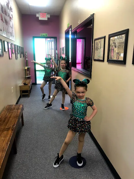 Dynamic Movements School of Performing Arts Dance Studio & Dance Classes Picture 5