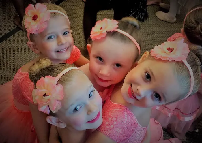 Allonge Dance Academy Picture 10