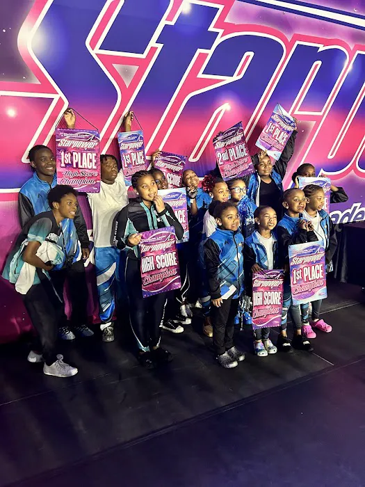D&T Dance Studio Picture 3