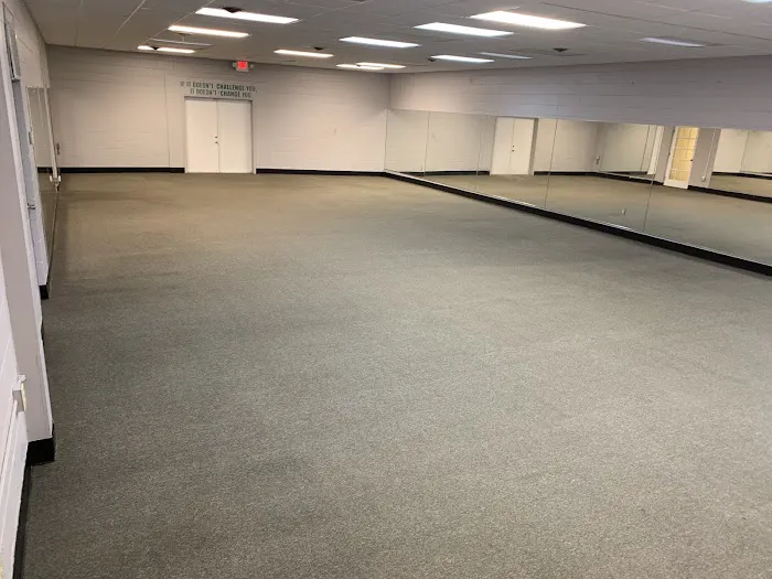 XMotive Dance Studio Picture 5