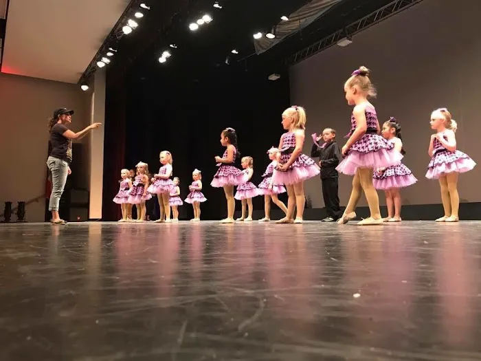 Dance Atlantic Picture 3