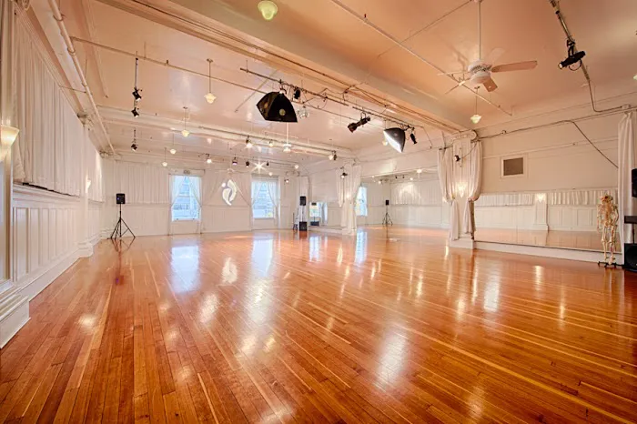 NiaStudio Picture 5