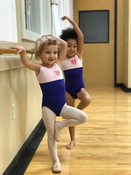 IMA Academy - French Baby Ballet Picture 4