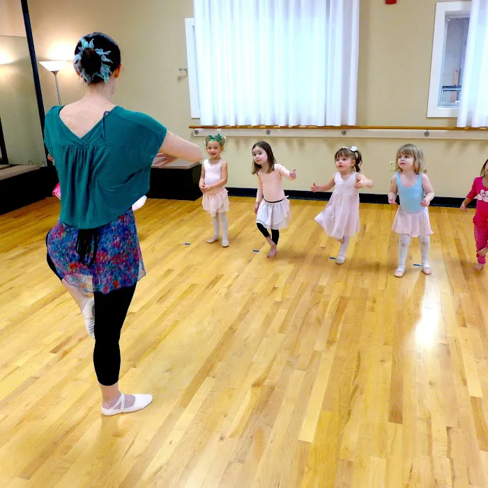 IMA Academy - French Baby Ballet Picture 5