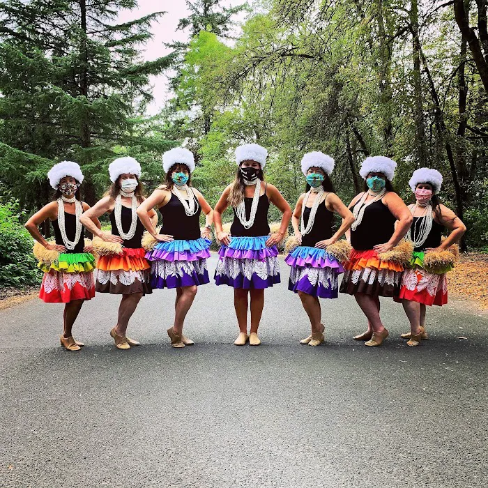 Hula Hālau ‘Ohana Holo‘oko‘a Picture 7