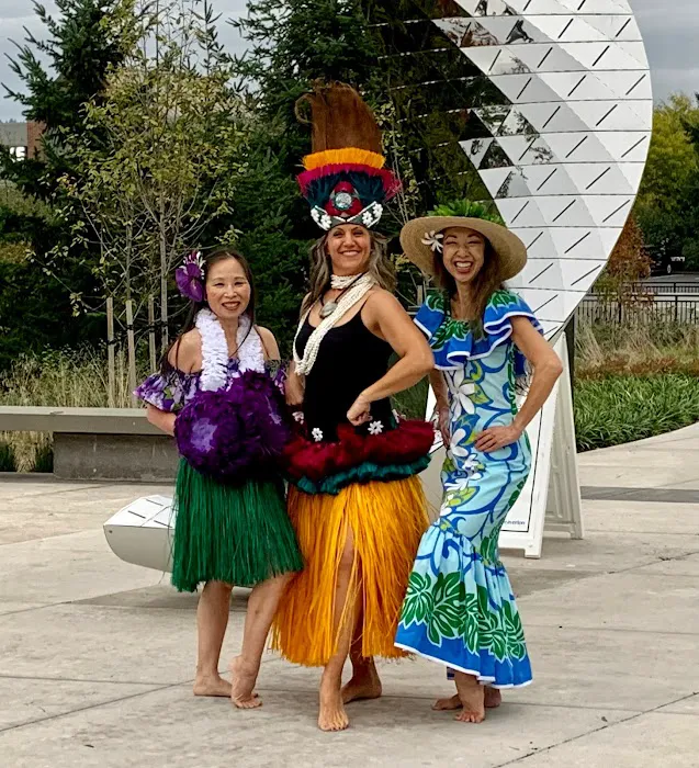 Hula Hālau ‘Ohana Holo‘oko‘a Picture 9