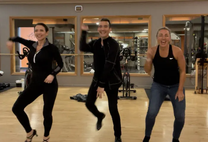 Dance lessons with Daniel Martinez Picture 10