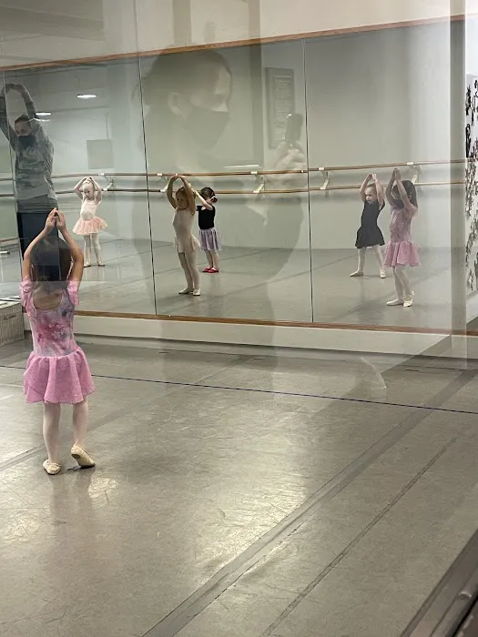 Sherwood Dance Academy Picture 2