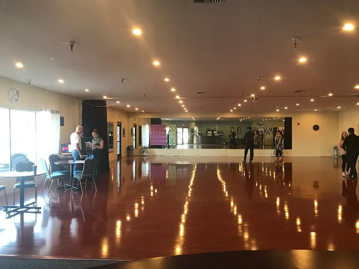 Arthur Murray Dance Studio Vancouver WA Picture 3