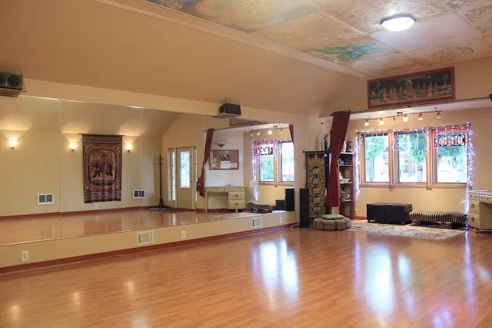 Creative Enterprises - Dance, Exercise, and Pottery Studio Picture 9