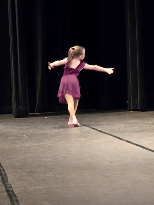 K&M Dance Studio LLC Sandy, Oregon Picture 2