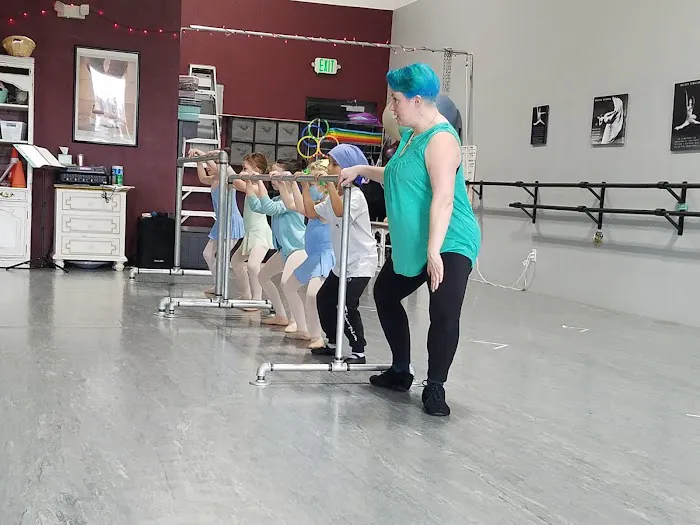 Revolutionary Dance & Movement Co. Picture 6