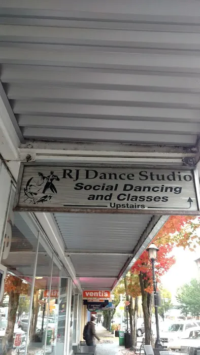 RJ Dance Studio Picture 2