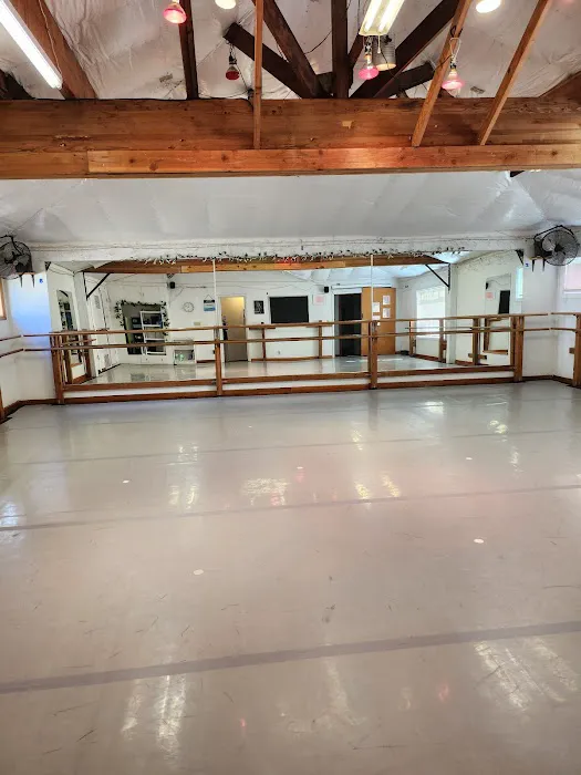 Danceworx Academy and Yoga Studio Picture 5