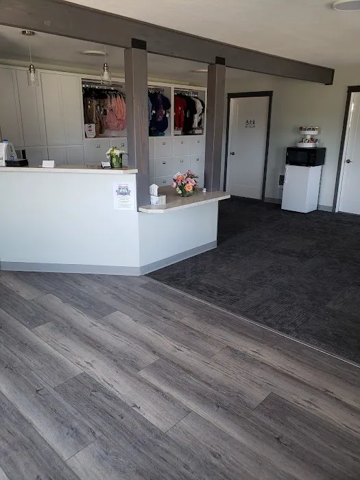 Dance Studio Picture 10