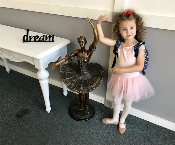 Legacy Ballet Picture 4
