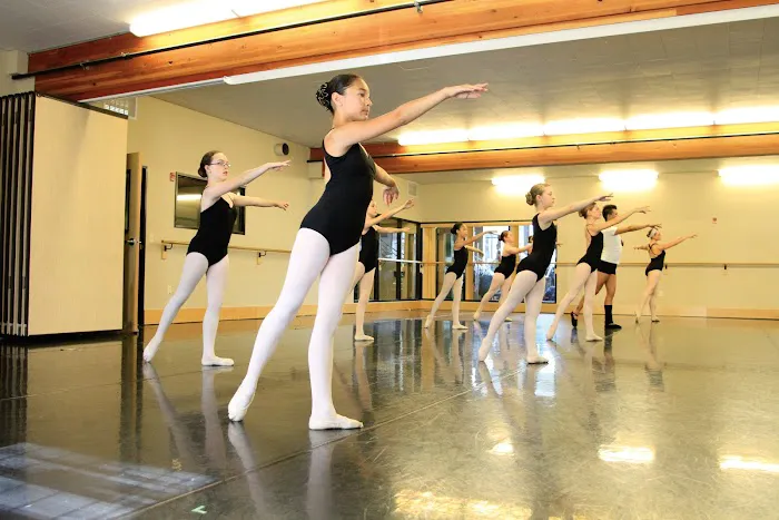 Eugene Ballet Academy Picture 2