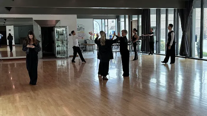 Vault Dance Studio Picture 5
