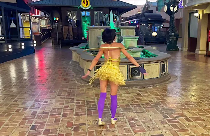 kc hoop girl Picture 7